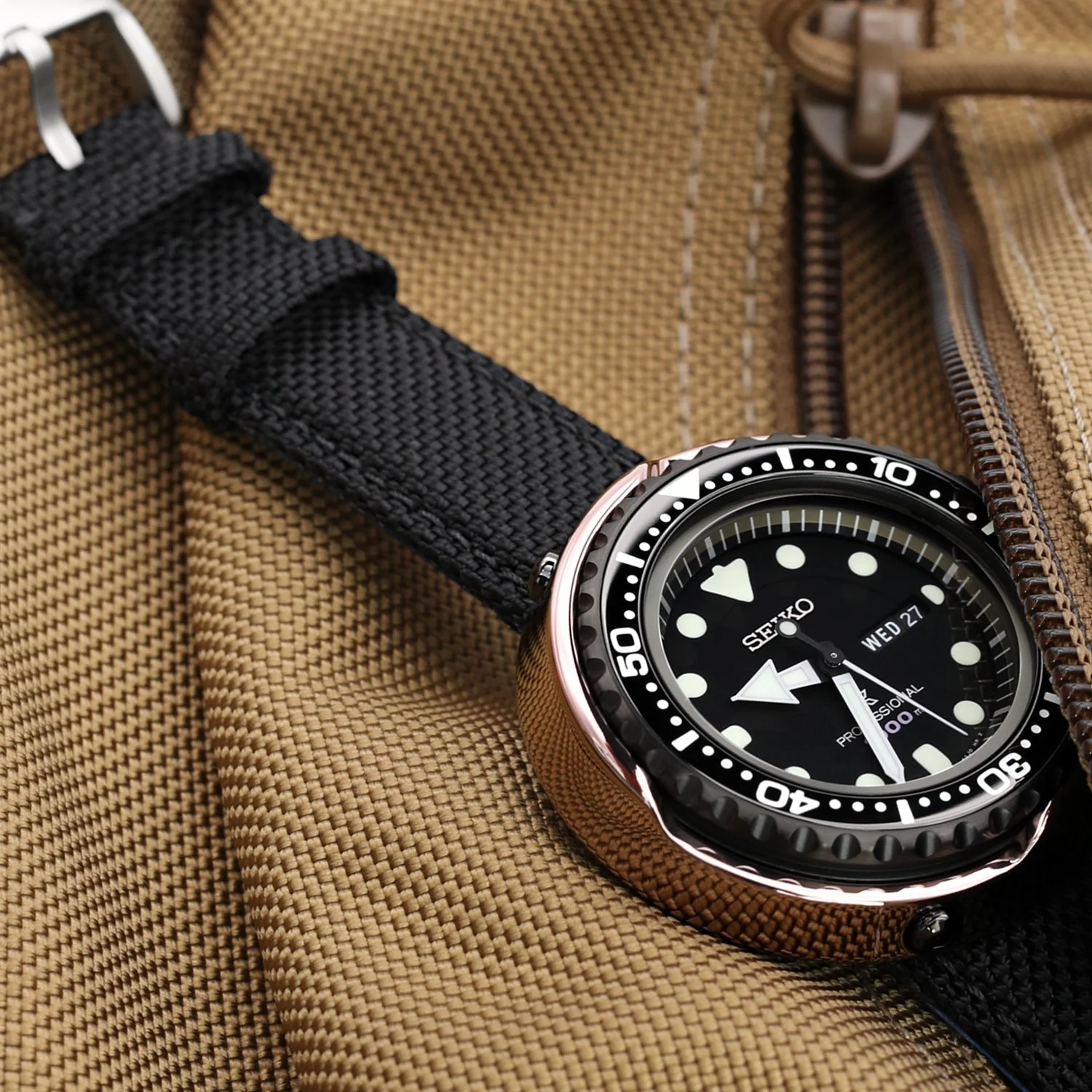 20mm, 21mm or 22mm Strong Texture Woven Nylon Black Watch Strap, Brushed - Image 3