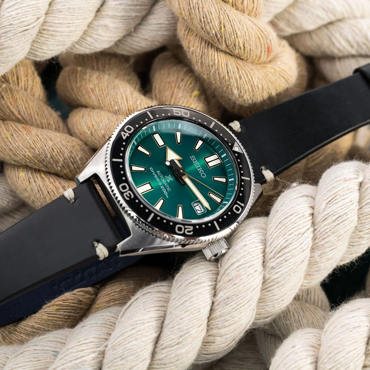 20mm, 21mm, 22mm MiLTAT Horween Chromexcel Watch Strap, Color Black, Beige Stitching - Image 3