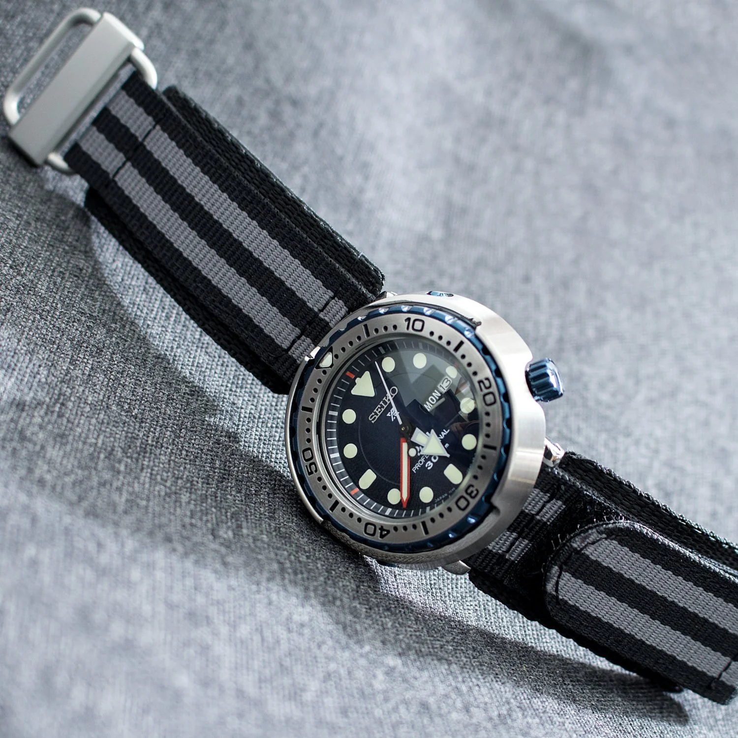 22mm MiLTAT Black & Grey NyJBB Nylon Hoop and loop Fastener Watch Strap, Sandblasted Buckle - Image 3