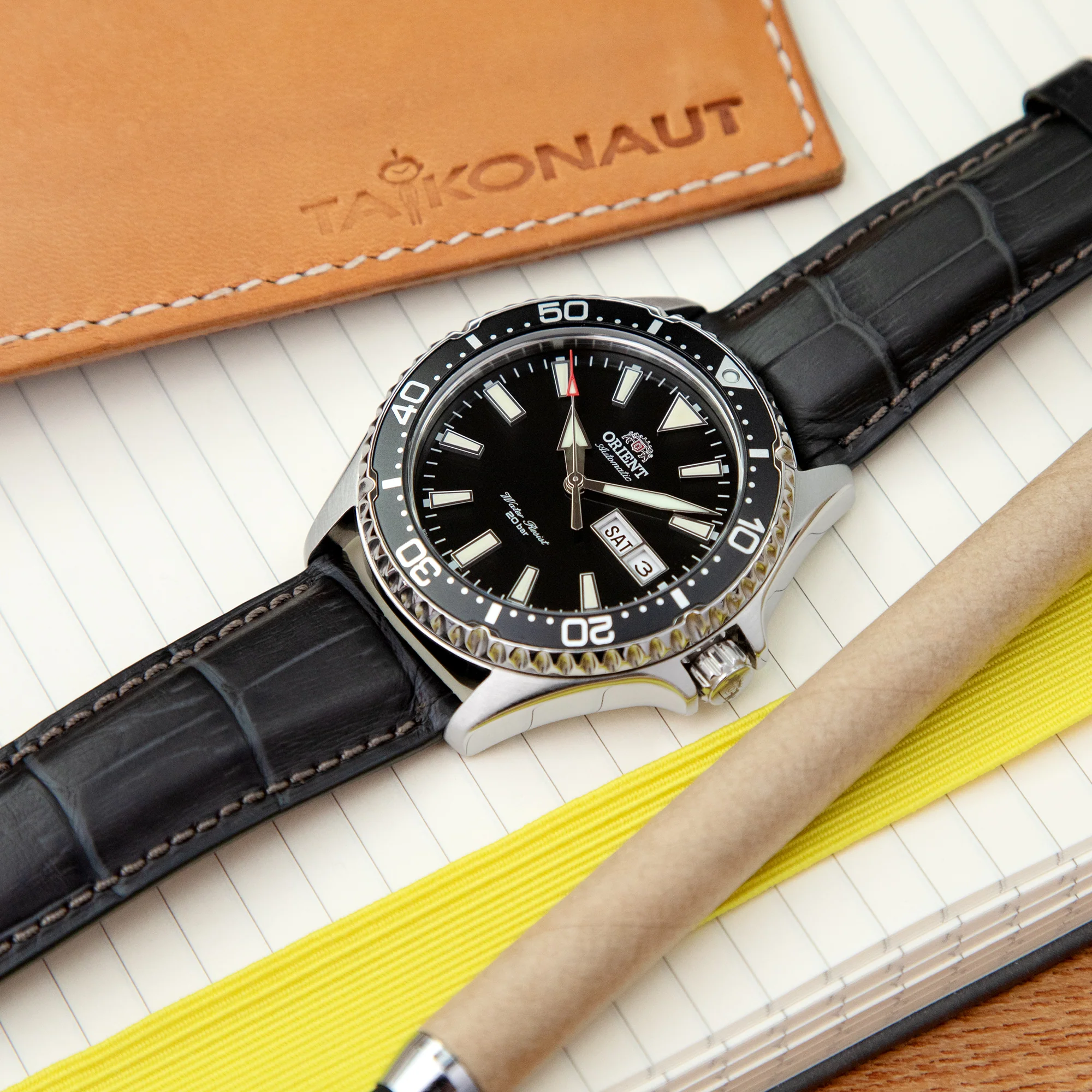 20mm or 22mm CrocoCalf (Croco Grain) Dark Grey Semi-Curved Watch strap, Polished Buckle - Image 3