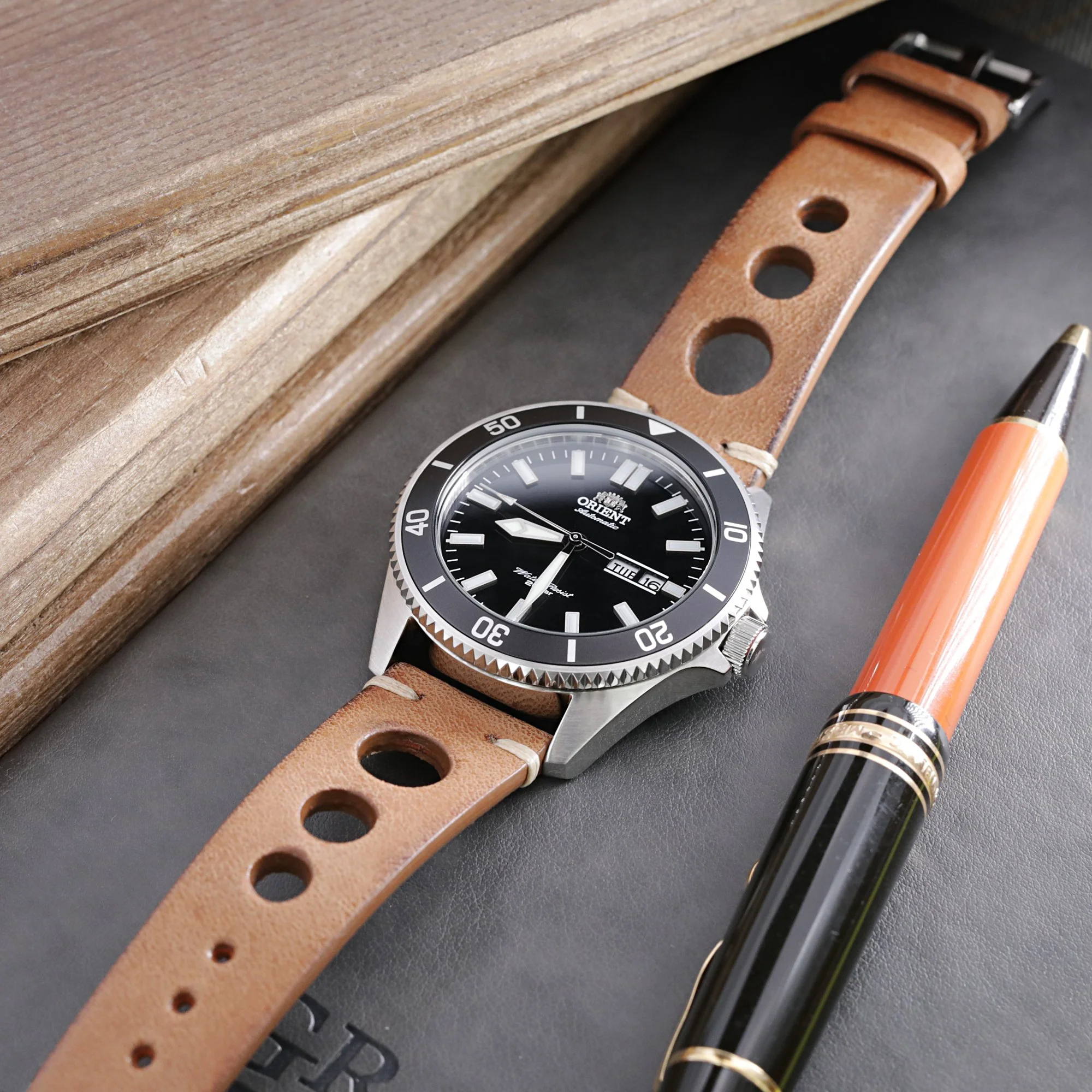 Q.R. 22mm Brown Leather Italian Handmade Racer Watch Band, Beige St. - Image 3