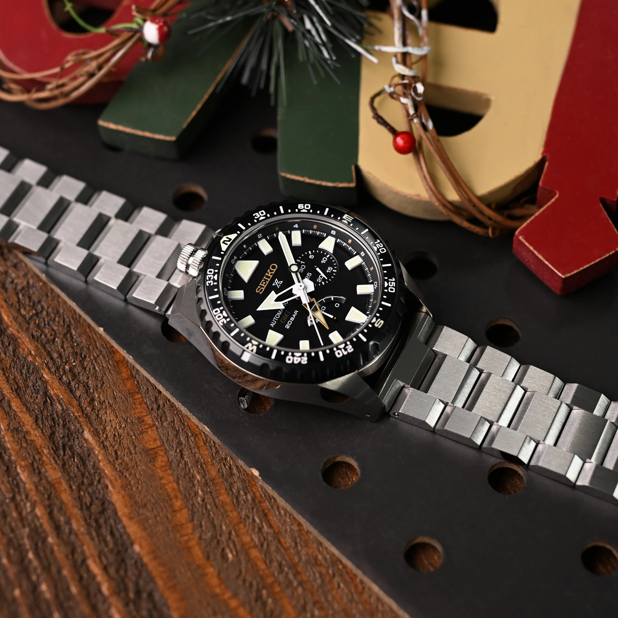 24mm Hexad (Pull-Twist) QR Watch Band Straight End Quick Release, 316L Stainless Steel Brushed V-Clasp - Image 3