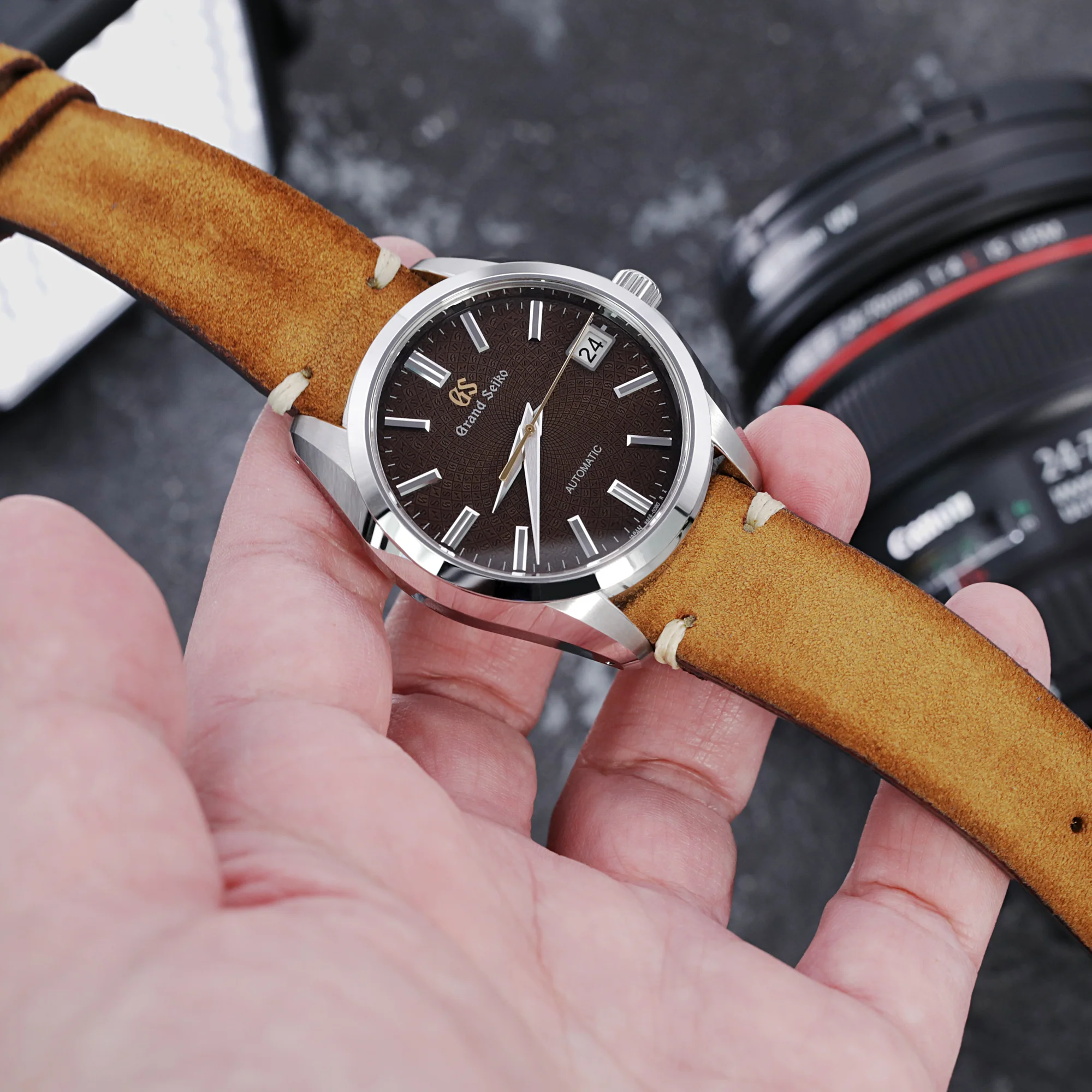 Camel Brown 19mm, 20mm, 21mm, 22mm MiLTAT Quick Release Nubuck Leather Watch Strap, Beige Stitching, Sandblasted - Image 3