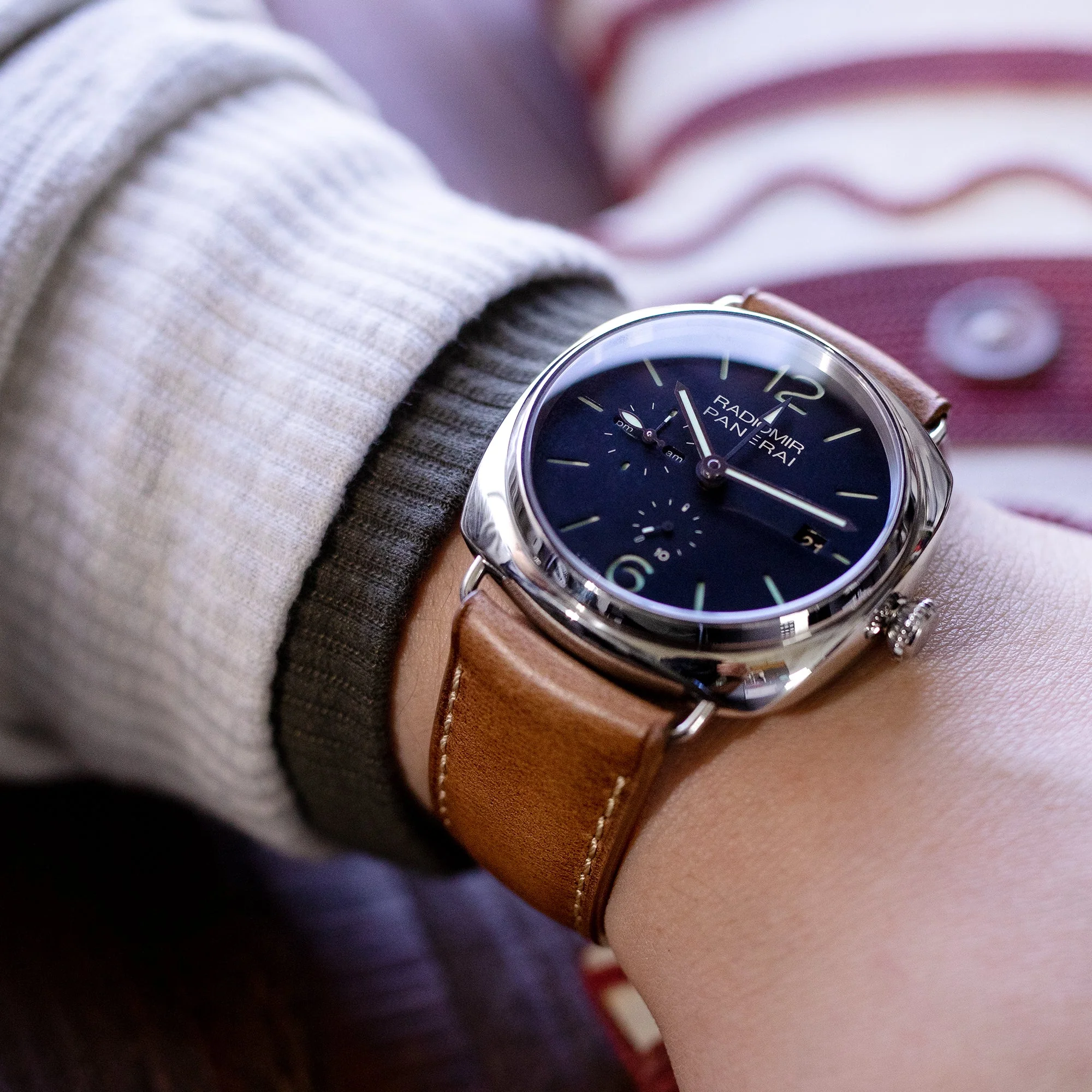 Pam Collection, Vintage Brown Horween Chromexcel Leather Watch Strap for Panerai, Beige Stitching - Image 4