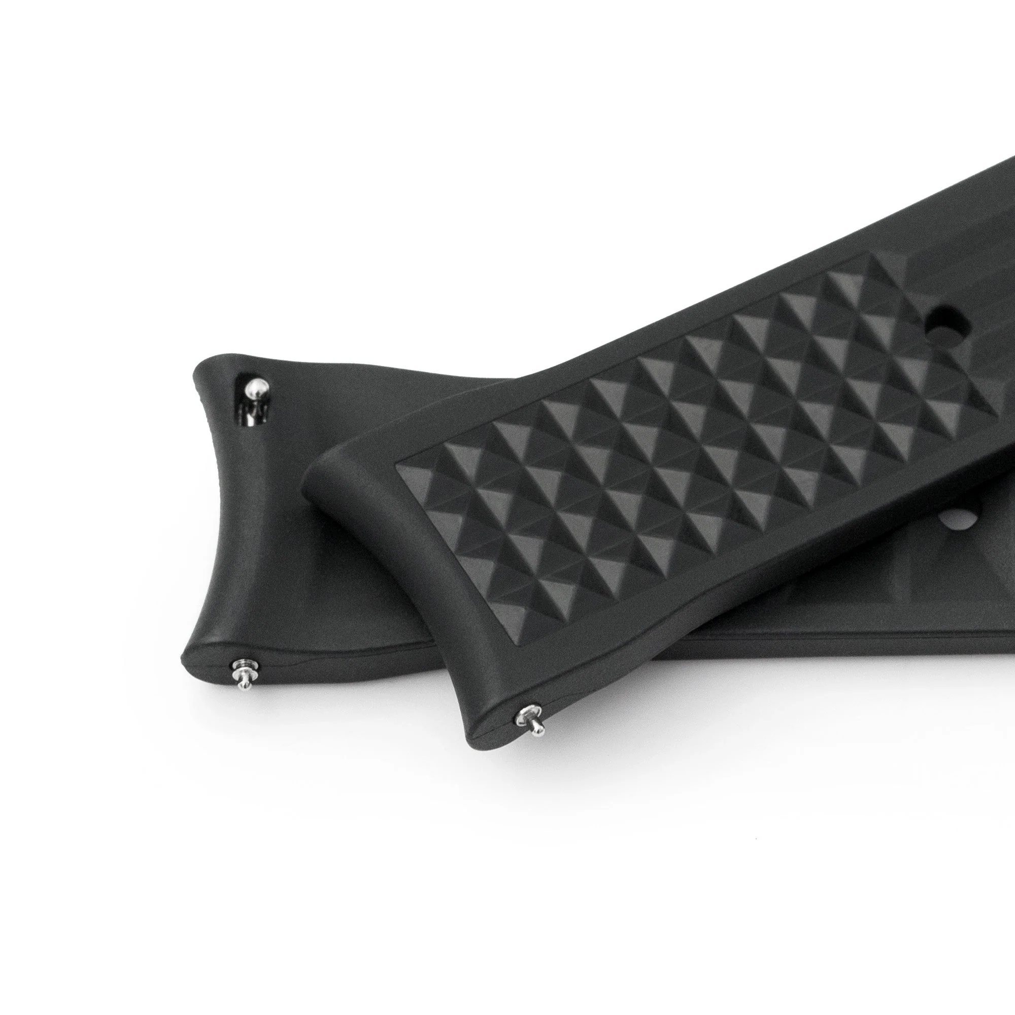 20mm Chaffle Resilient Curved End FKM Rubber watch strap, Black - Image 8